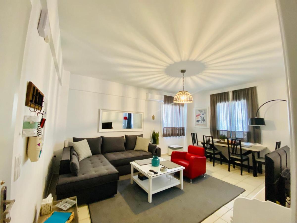 Gianna'S Apartment Central Aigio Cozy And Shining 外观 照片