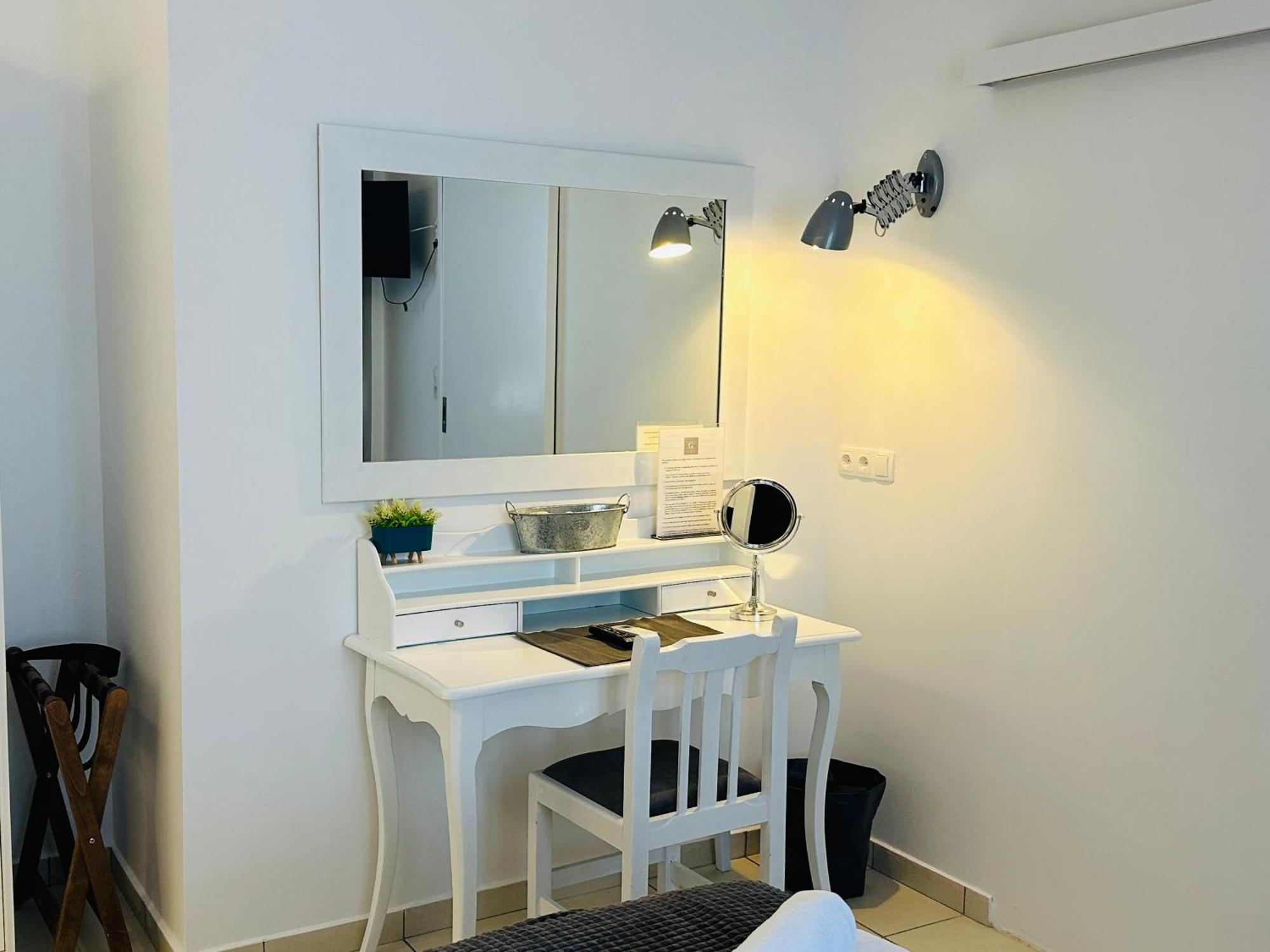Gianna'S Apartment Central Aigio Cozy And Shining 外观 照片